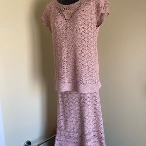 Skirt & matching top in hand crocheted 🧶